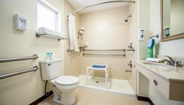 A safe and accessible bathroom for seniors